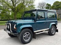 LAND ROVER DEFENDER 90