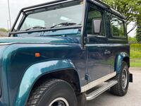 LAND ROVER DEFENDER 90