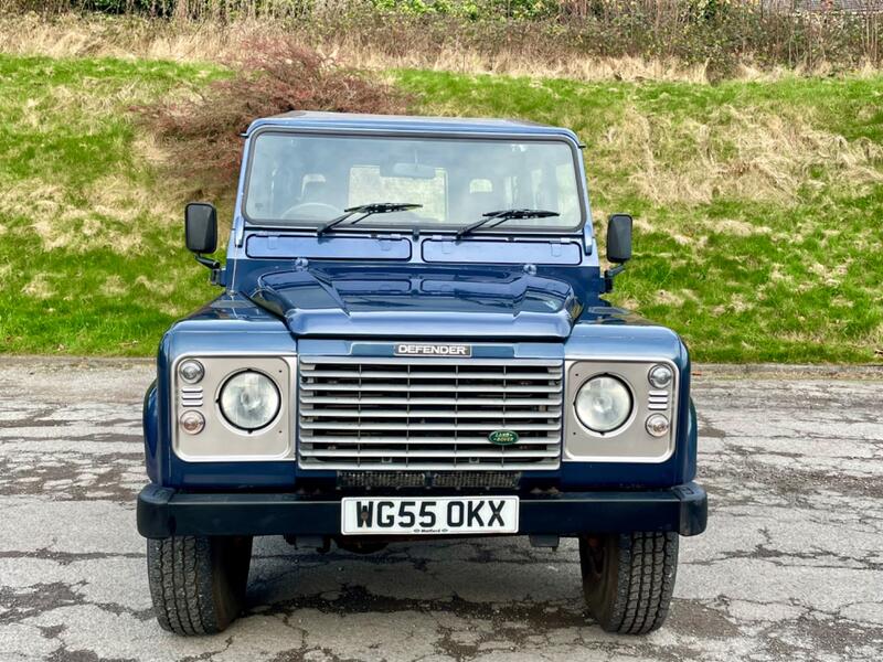LAND ROVER DEFENDER