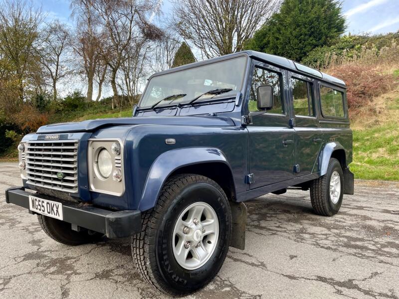 LAND ROVER DEFENDER