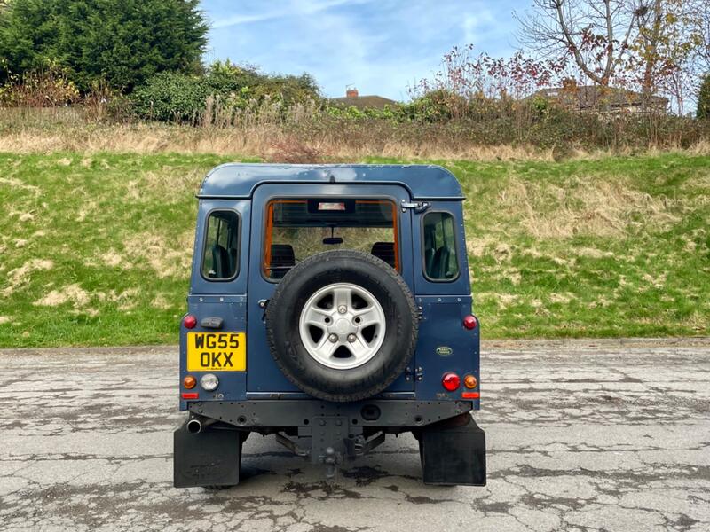 LAND ROVER DEFENDER
