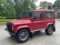 LAND ROVER DEFENDER 90