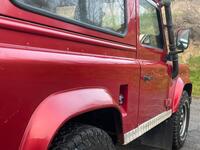 LAND ROVER DEFENDER 90