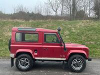 LAND ROVER DEFENDER 90