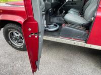 LAND ROVER DEFENDER 90