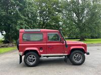 LAND ROVER DEFENDER 90