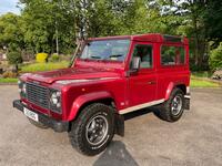LAND ROVER DEFENDER 90
