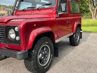 LAND ROVER DEFENDER 90