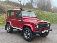 LAND ROVER DEFENDER 90