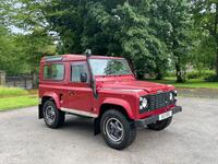 LAND ROVER DEFENDER 90