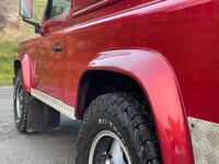 LAND ROVER DEFENDER 90