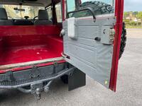LAND ROVER DEFENDER 90