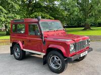 LAND ROVER DEFENDER 90