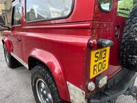 LAND ROVER DEFENDER 90