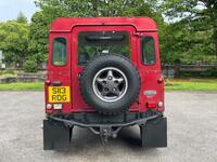 LAND ROVER DEFENDER 90