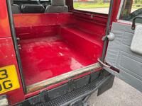 LAND ROVER DEFENDER 90