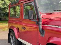 LAND ROVER DEFENDER 90