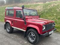LAND ROVER DEFENDER 90