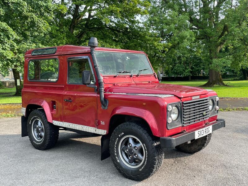 LAND ROVER DEFENDER 90