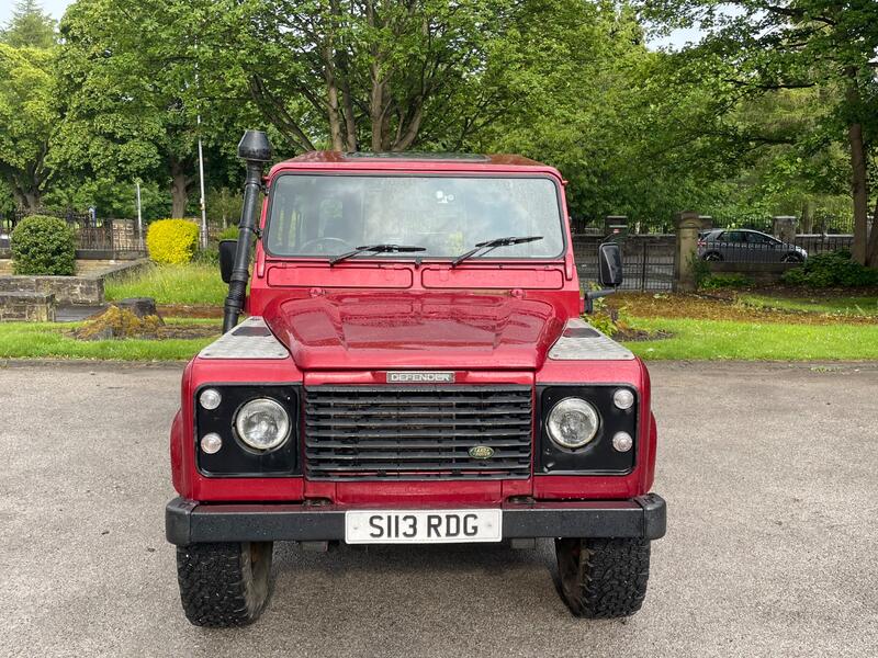 LAND ROVER DEFENDER 90