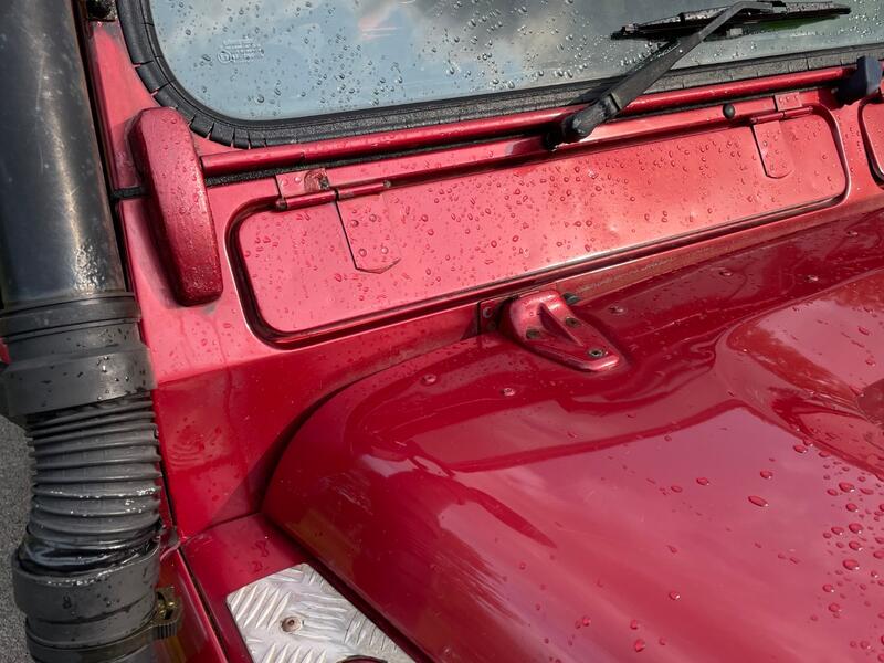 LAND ROVER DEFENDER 90