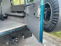 LAND ROVER DEFENDER 110