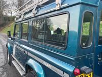 LAND ROVER DEFENDER 110