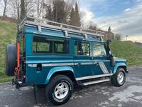 LAND ROVER DEFENDER 110