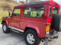 LAND ROVER DEFENDER 90