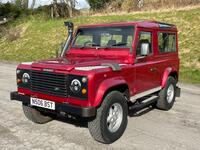 LAND ROVER DEFENDER 90