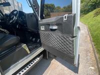 LAND ROVER DEFENDER 90