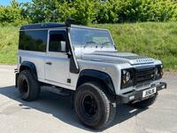LAND ROVER DEFENDER 90