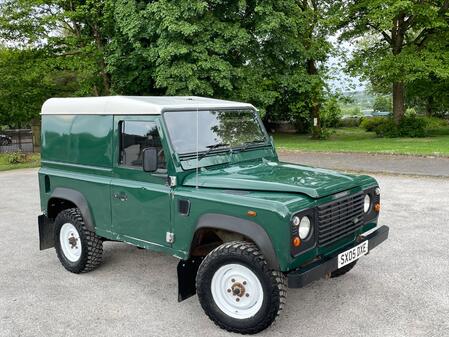 LAND ROVER