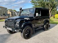 LAND ROVER DEFENDER 90