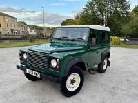 LAND ROVER DEFENDER 90